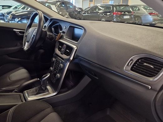 Volvo V40 vaihtoauto