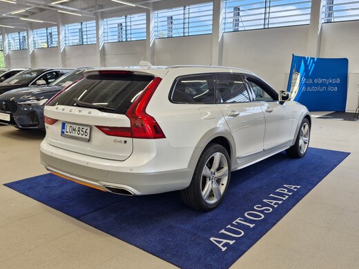Volvo V90 Cross Country vaihtoauto