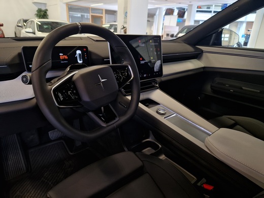 Polestar 4 vaihtoauto