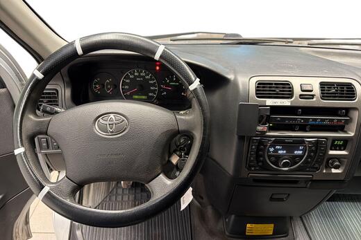 Toyota Hiace vaihtoauto