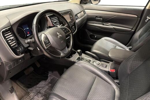 Mitsubishi Outlander vaihtoauto