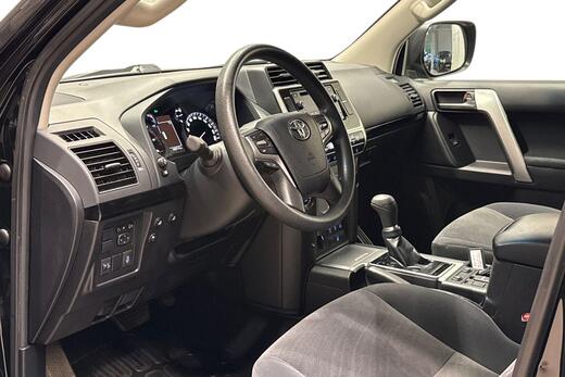 Toyota Land Cruiser vaihtoauto