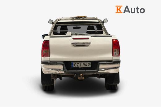 Toyota Hilux vaihtoauto