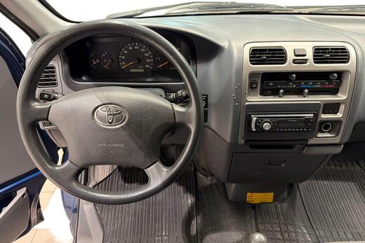 Toyota Hiace vaihtoauto