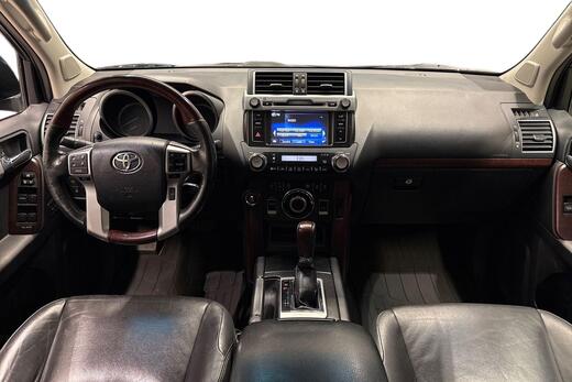Toyota Land Cruiser vaihtoauto
