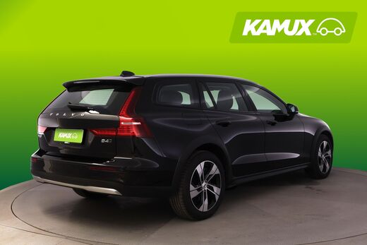 Volvo V60 Cross Country vaihtoauto