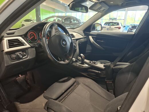 BMW 325 vaihtoauto