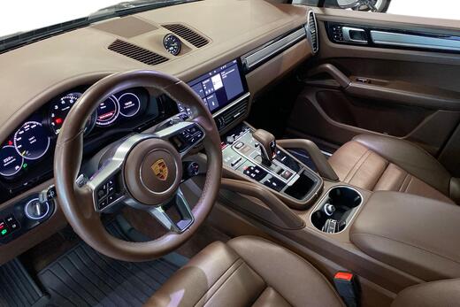 Porsche Cayenne vaihtoauto