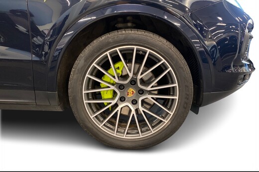 Porsche Cayenne vaihtoauto