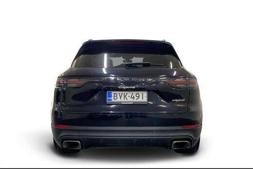 Porsche Cayenne vaihtoauto