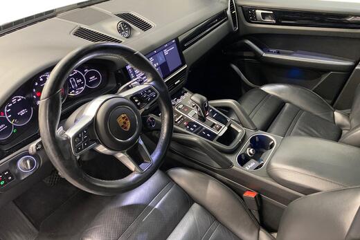 Porsche Cayenne vaihtoauto