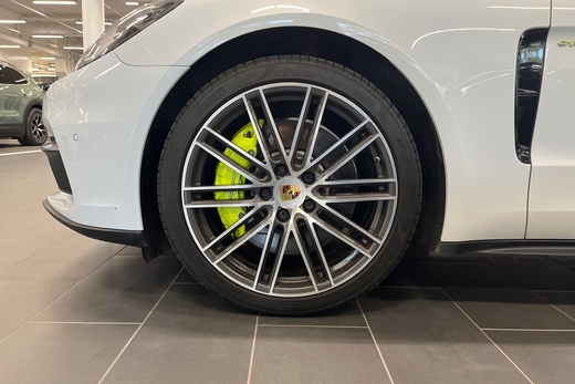Porsche Panamera vaihtoauto