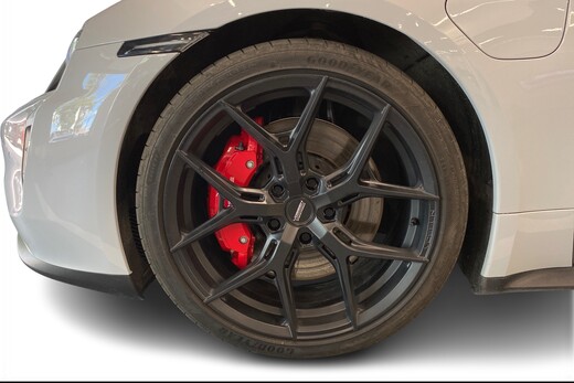 Porsche Taycan vaihtoauto
