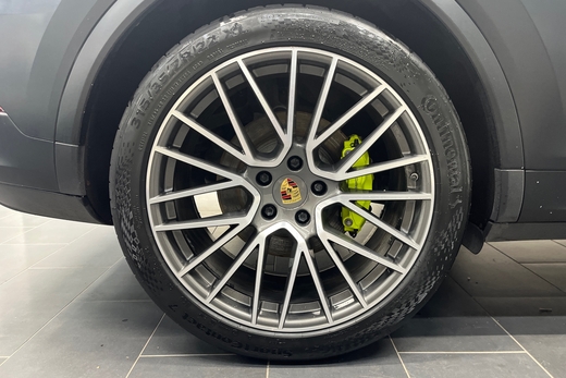 Porsche Cayenne vaihtoauto