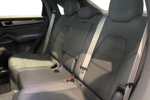 Porsche Cayenne vaihtoauto