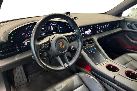 Porsche Taycan vaihtoauto