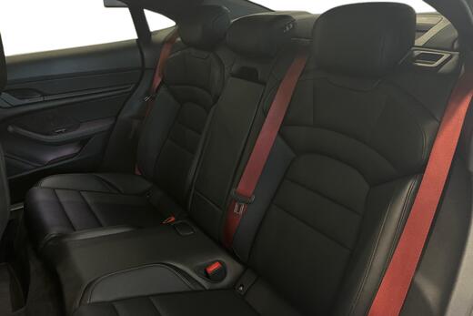 Porsche Taycan vaihtoauto