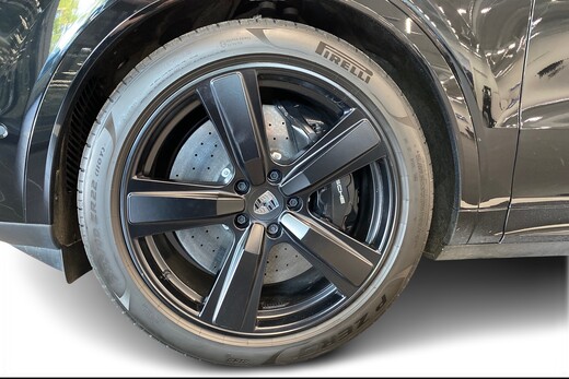 Porsche Cayenne vaihtoauto