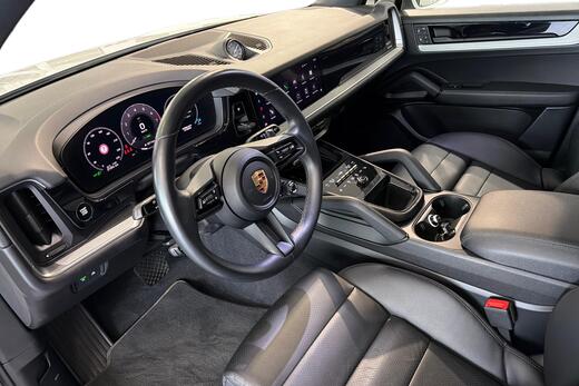 Porsche Cayenne vaihtoauto