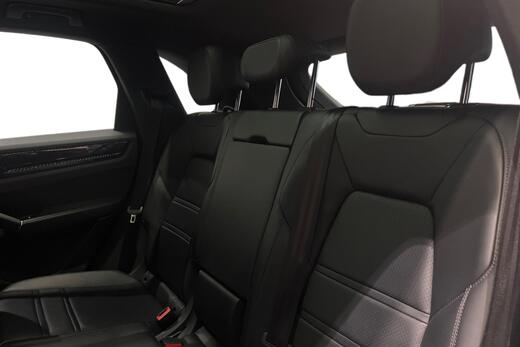 Porsche Cayenne vaihtoauto