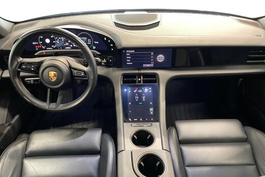 Porsche Taycan vaihtoauto