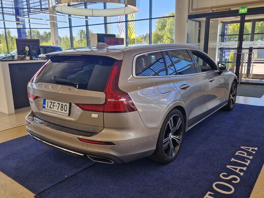 Volvo V60 vaihtoauto