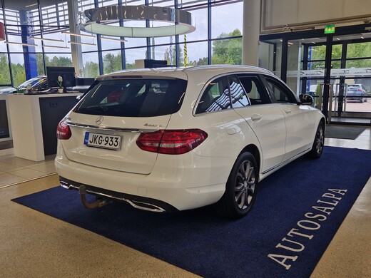 Mercedes-Benz C vaihtoauto