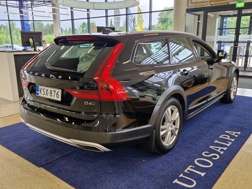 Volvo V90 Cross Country vaihtoauto