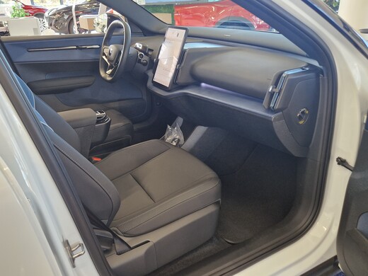 Volvo EX30 vaihtoauto