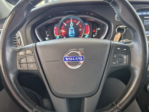 Volvo V40 vaihtoauto