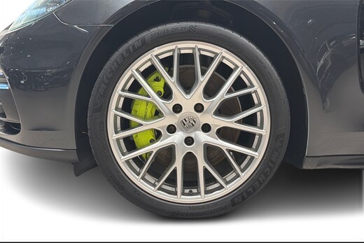 Porsche Panamera vaihtoauto