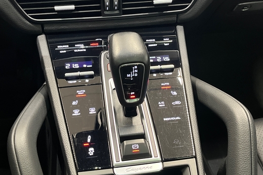 Porsche Cayenne vaihtoauto