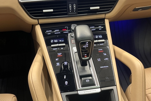 Porsche Cayenne vaihtoauto