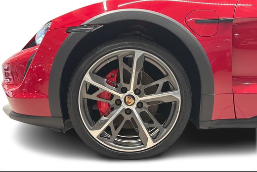 Porsche Taycan vaihtoauto