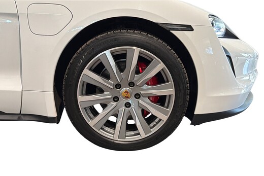 Porsche Taycan vaihtoauto
