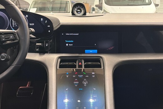 Porsche Taycan vaihtoauto