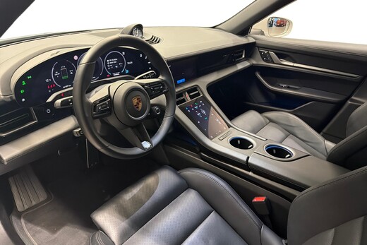 Porsche Taycan vaihtoauto