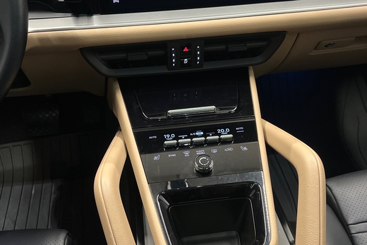 Porsche Cayenne vaihtoauto