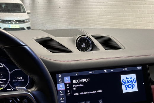 Porsche Cayenne vaihtoauto