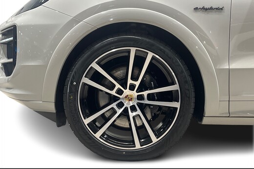 Porsche Cayenne vaihtoauto
