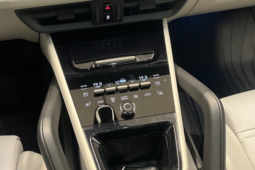 Porsche Cayenne vaihtoauto
