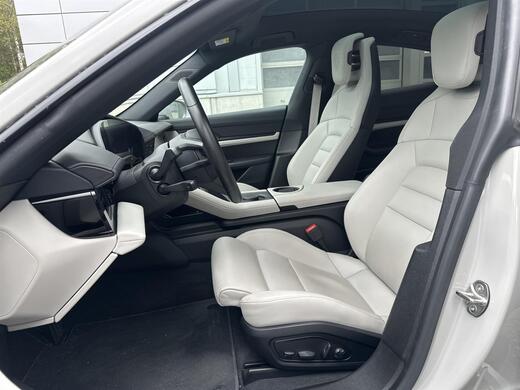Porsche Taycan vaihtoauto