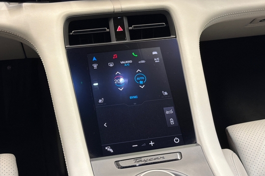 Porsche Taycan vaihtoauto