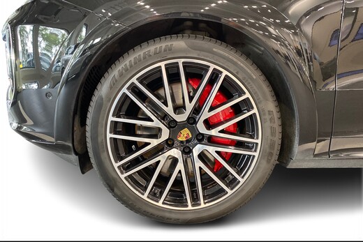 Porsche Cayenne vaihtoauto