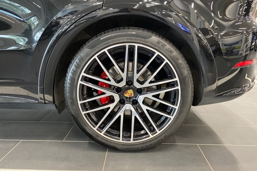 Porsche Cayenne vaihtoauto