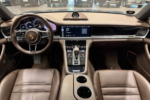 Porsche Panamera vaihtoauto