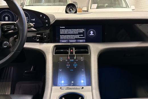 Porsche Taycan vaihtoauto