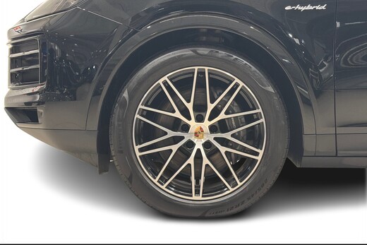 Porsche Cayenne vaihtoauto