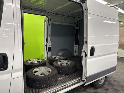 Peugeot Boxer vaihtoauto