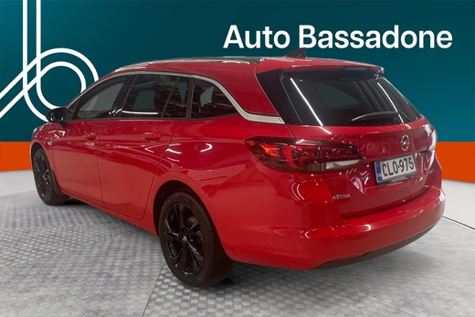 Opel Astra vaihtoauto